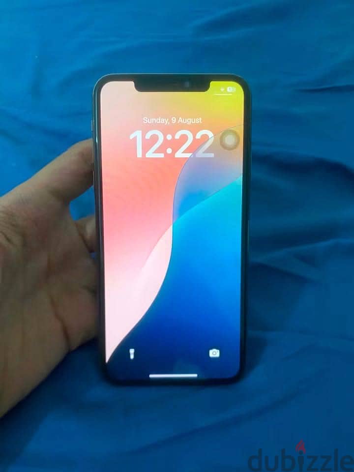 Apple - iPhone 11 Pro Max 4