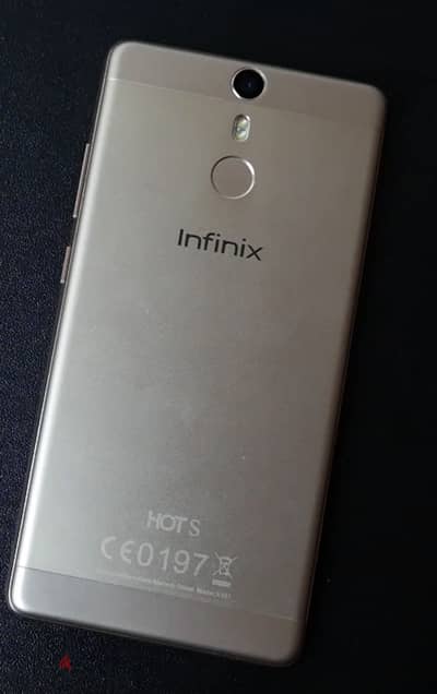 Infinix Hot S (X521)