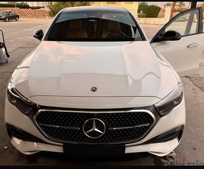 Mercedes-Benz E200 AMG | 2025
