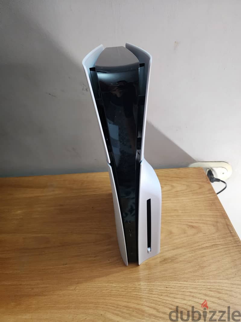 Playstation 5 slim 3