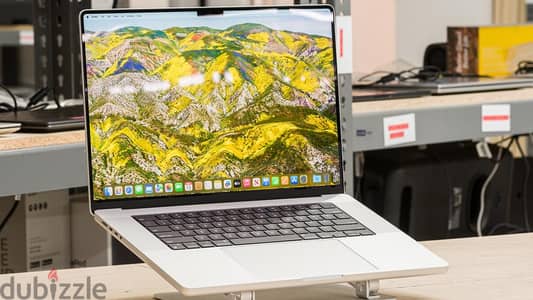 MacBook Pro 16" M4 Pro 48GB 512GB 100% Apple Warranty