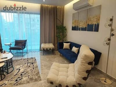 شقة للايجار  داخل Lakeview Residence، بتصميم راقٍ وتشطيب وفرش فاخر، مناسبة للسكن