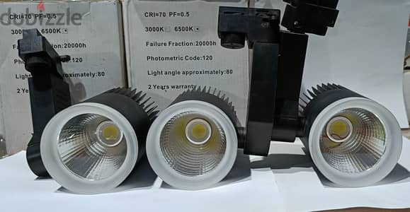 3 وحدات سبوت LED للبيع 30 وات كسر زيرو تصلح لبيوت و المحلات و المعارض