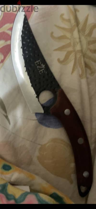 kukri-style knife