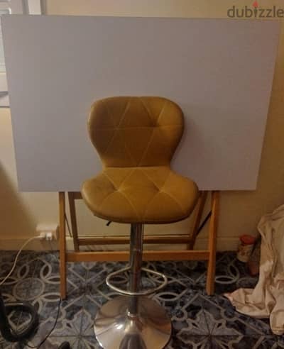 طاولة رسم هندسي 120x80 + كرسي bar