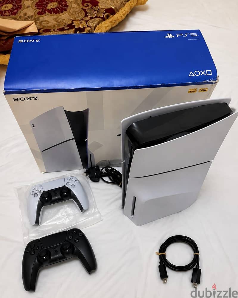 Playstation 5 with CD and 2 controller 1