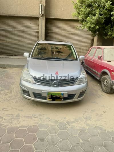 Nissan Tiida 2011