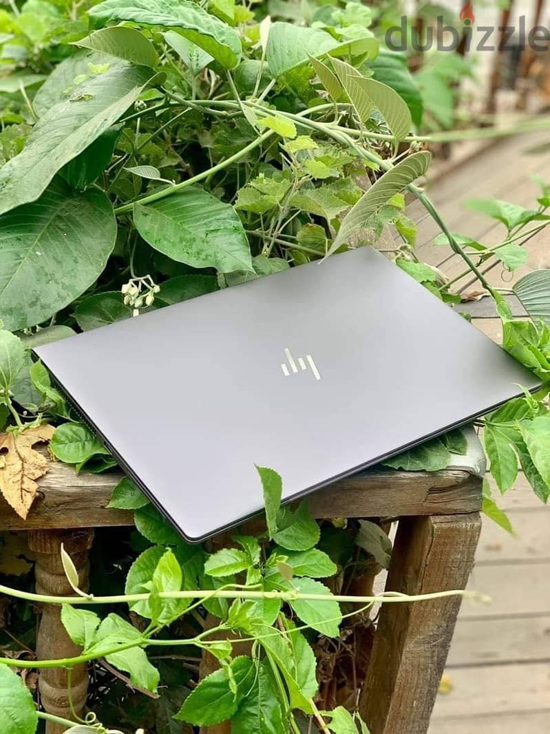 hp ZBook G 5 2