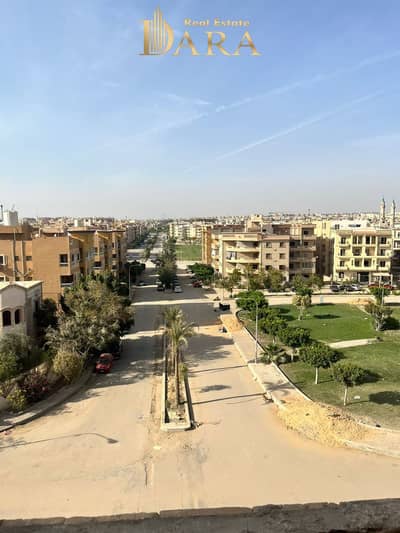 شقة للبيع في الحي التاسع تأتي نمرة من شارع عباس العقاد بسعر (2,850,000)