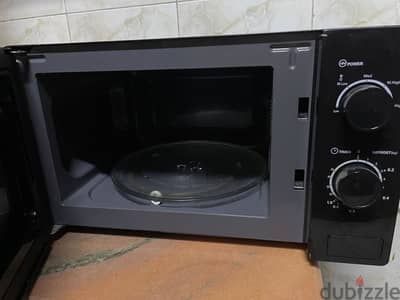 Tornado Microwave 20L, Model TM-20MK.