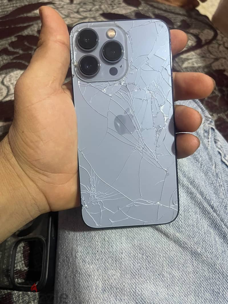 Apple - iPhone 13 Pro 3