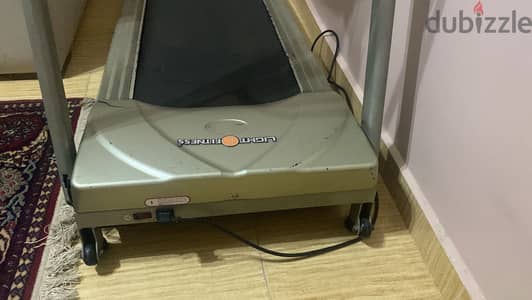 مشاية رياضية