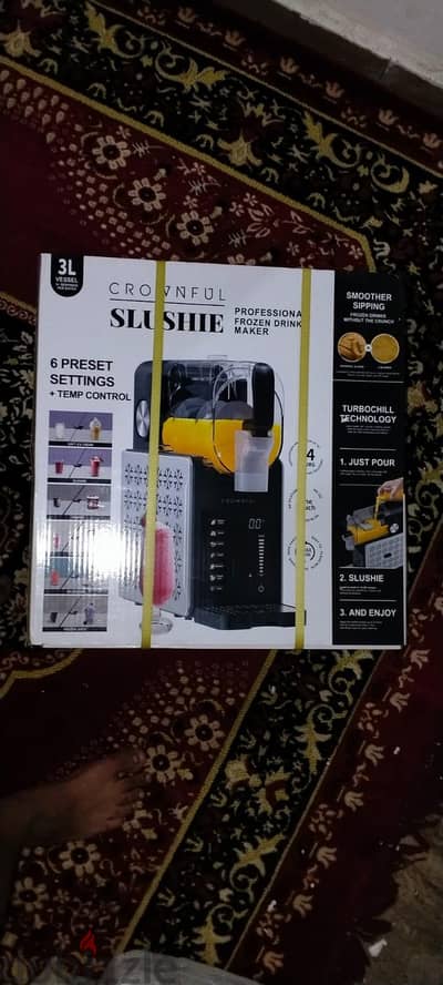 جهاز مشروبات مثلاجه جديد