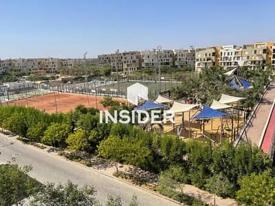 أقل سعر شقة 156 متر-2 غرف نوم-نصف تشطيب-ايستاون القاهرة الجديدة
