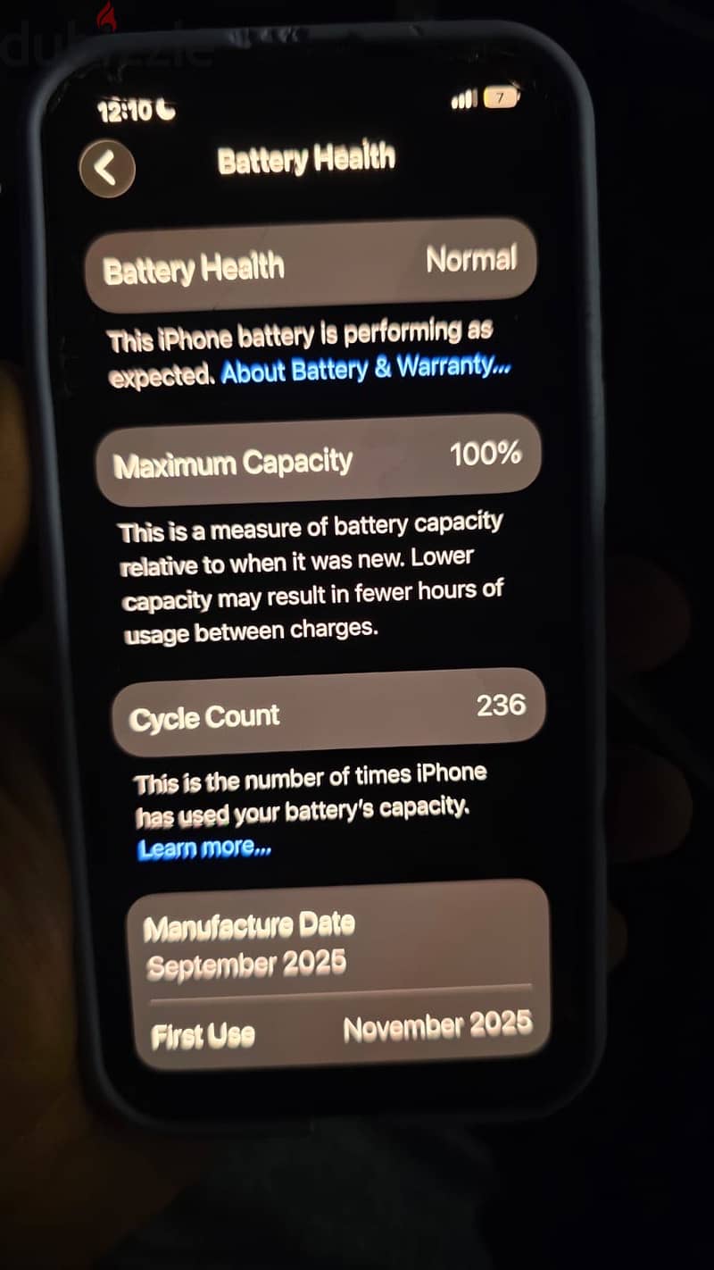 آبل - آيفون 16 اي 3