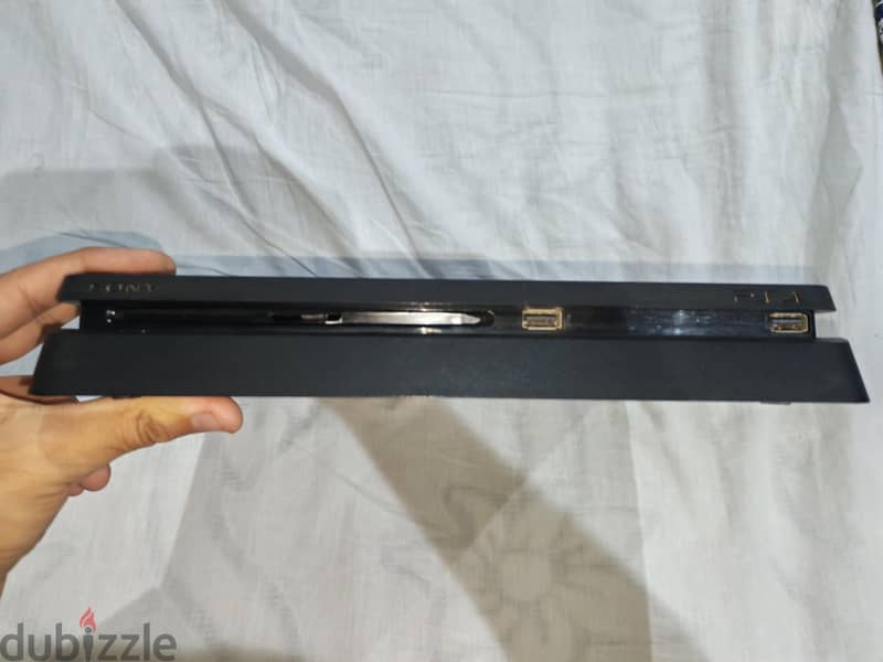Ps4 slim 1tb 1