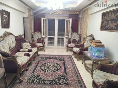 صالون بحالة جيدة