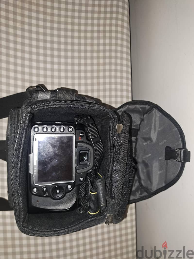 Nikon camera good condition and nice camera 9