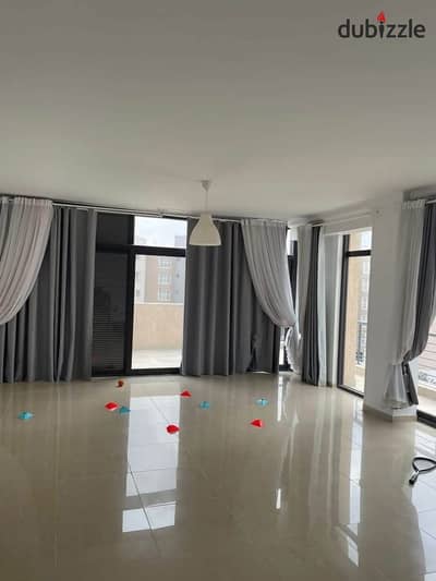 Villa Life. . . With the advantages of a 460 square meter duplex in the most beautiful stages of my city B8
