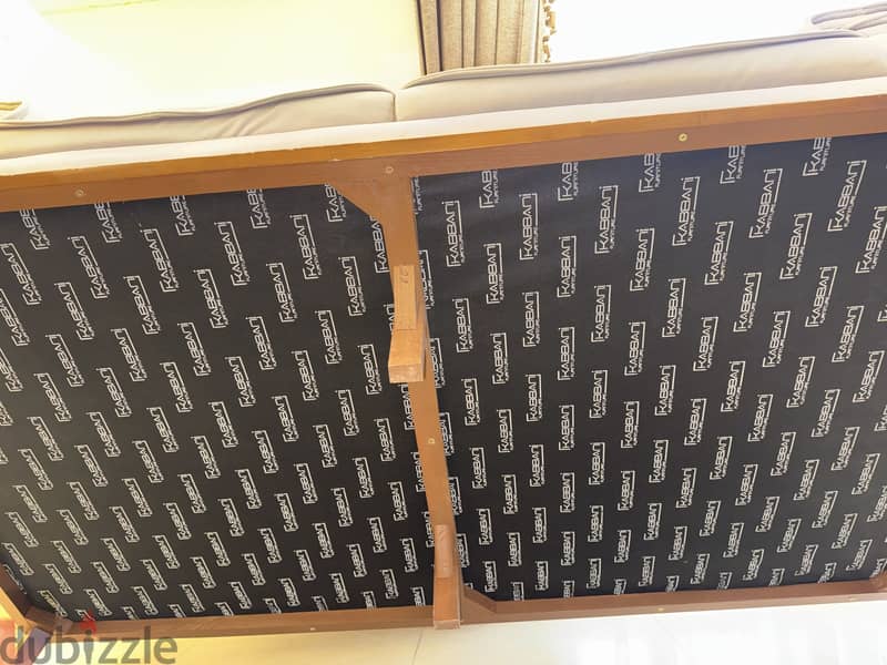 Reception sofa 6