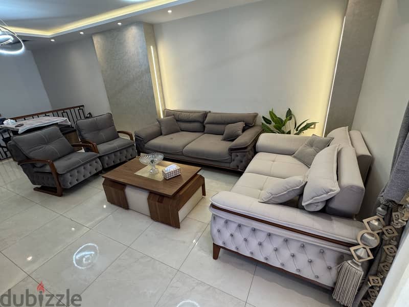 Reception sofa 7