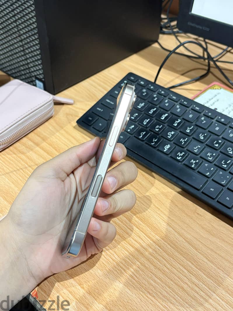 Apple - iPhone 16 Pro 1