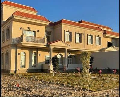 For a quick sale at the old price, a villa in Zahia Compound, New Mansoura, is available for less than its original price. Immediate occupancy, turnke