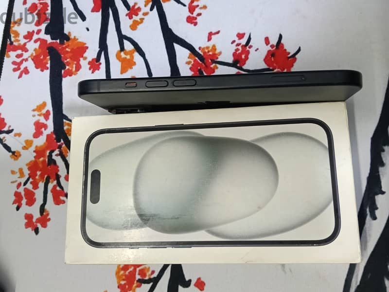 Apple - iPhone 15 6