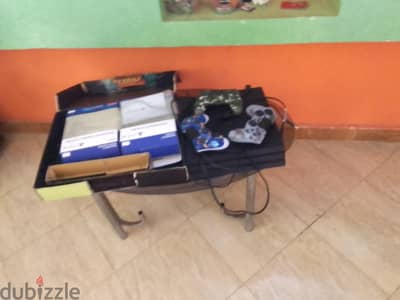 PS4 pro استعمال شهر