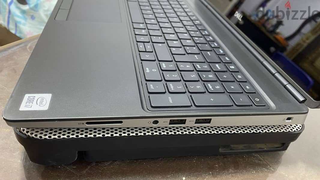 DELL Precision 7550 7