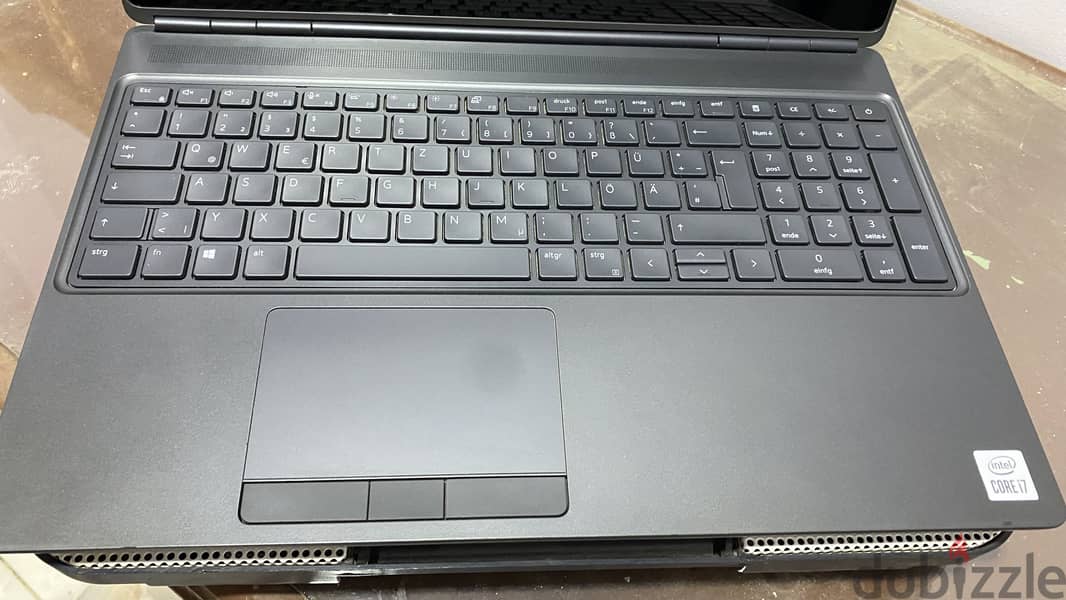 DELL Precision 7550 9