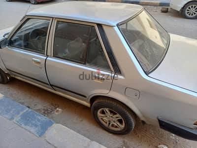 مازدا 323 1983