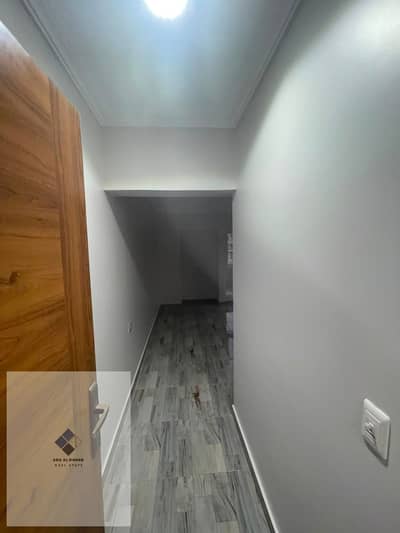 Apartment for rent in Mountain View iCity, Fifth Settlement on the Middle Ring Road, 155 sqm, second floor, Corner with an open and distinct view, 3 bedrooms and 3 bathrooms, and super lux finishing.