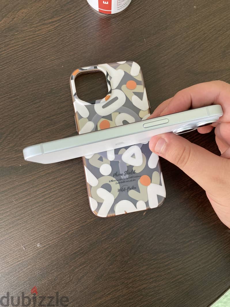 Apple - iPhone 15 5