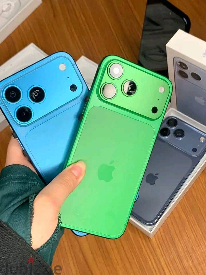 Apple - iPhone 17 Pro Max 2