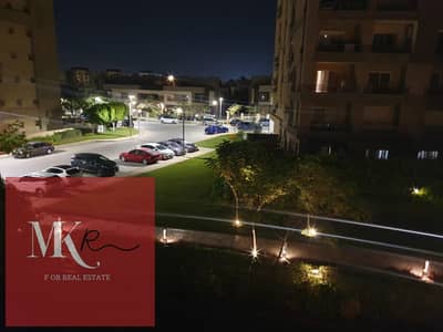 Apartment for sale 175 sq m in The Square Compound Fifth Settlement New Cairo opposite Hyde Park with a landscape view