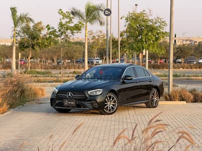 Mercedes-Benz E200 2022