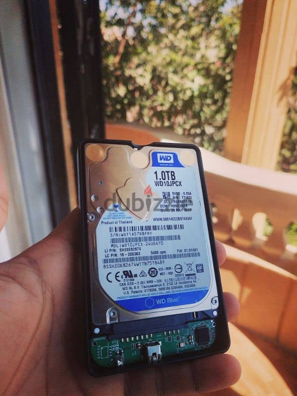External hard drive 1TB 1
