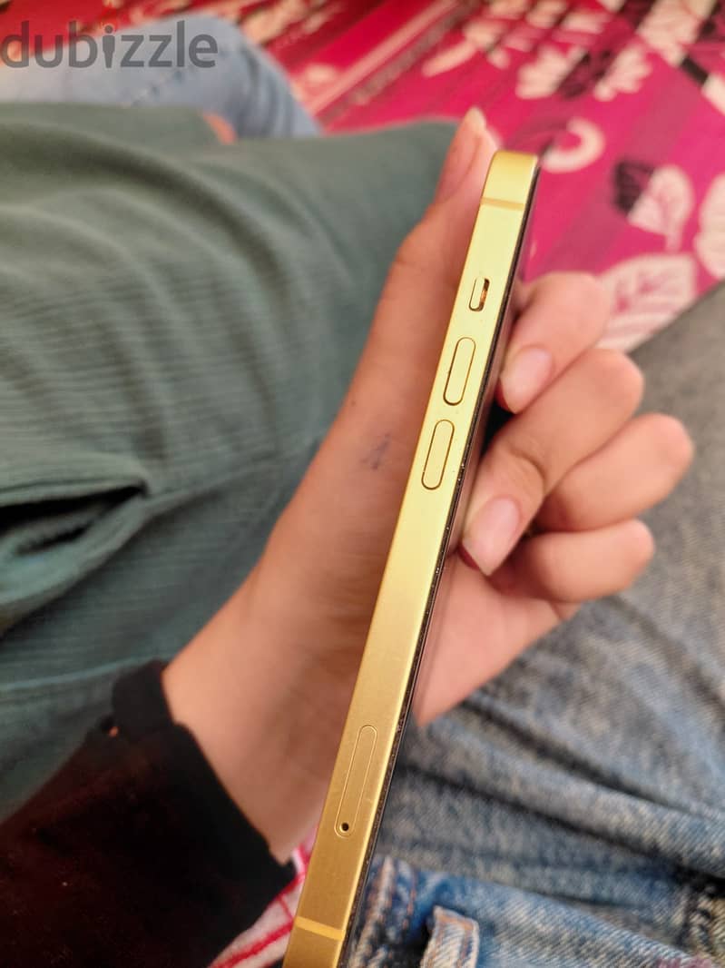 Apple - iPhone 14 1