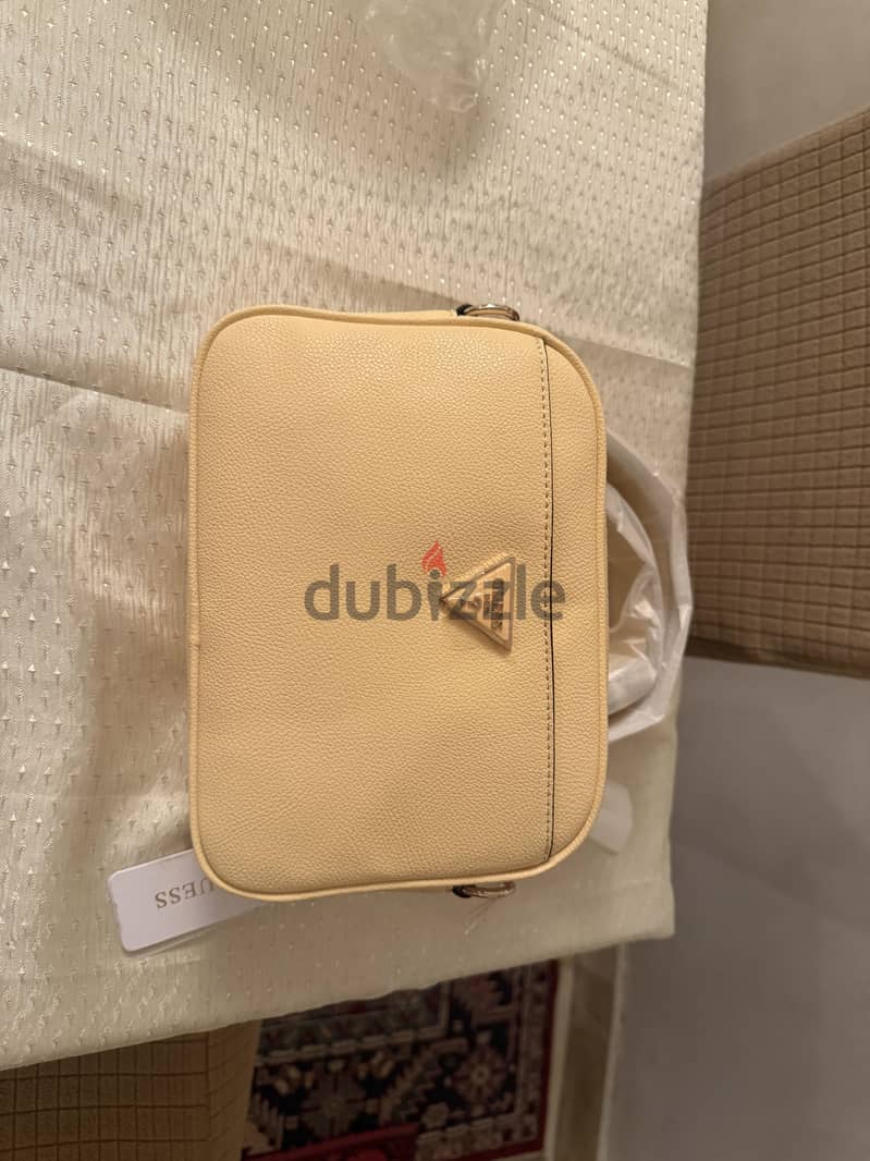 New guess bag 1