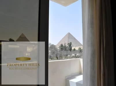 فيلا Sun Capital استلام فوري فيو لاندسكيب امام اهرامات الجيزه مباشرة و دقيقتين من مول مصر