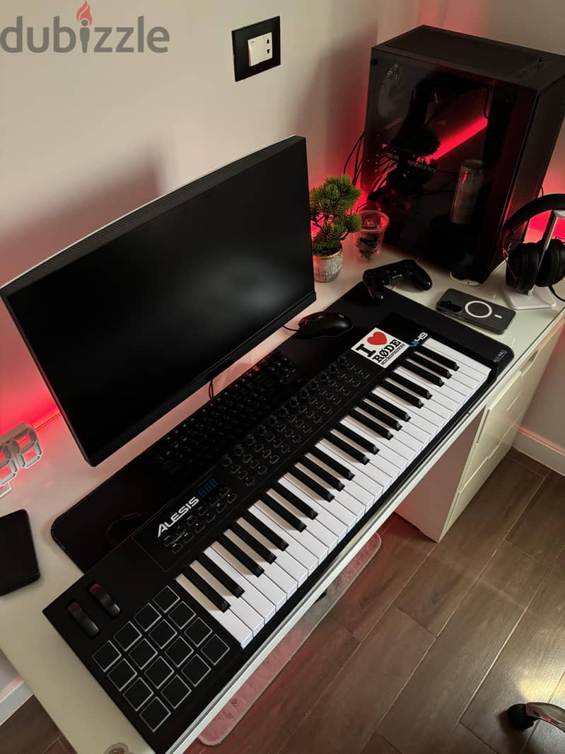 (Alesis VI49) MIDI Keyboard Controller 1