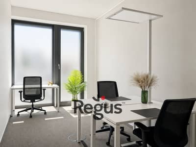 استخدام المكاتب الخاصة عند الطلب في Regus ⁦NEW CAIRO, Raya Offices - EGP  New Cairo⁩
