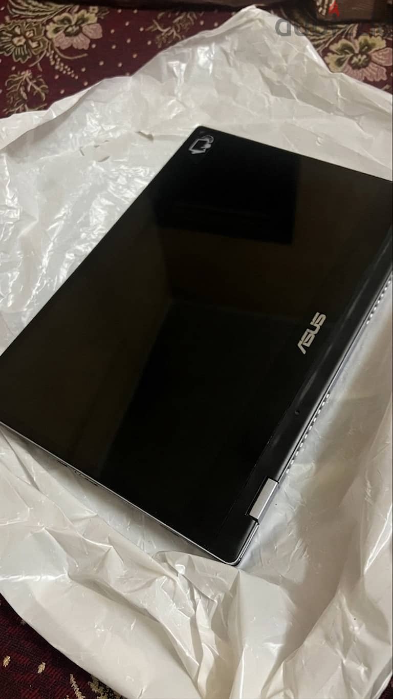 ASUS Vivobook Flip 14 flip 4