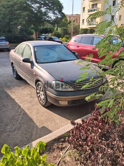 Nissan Sunny 2013