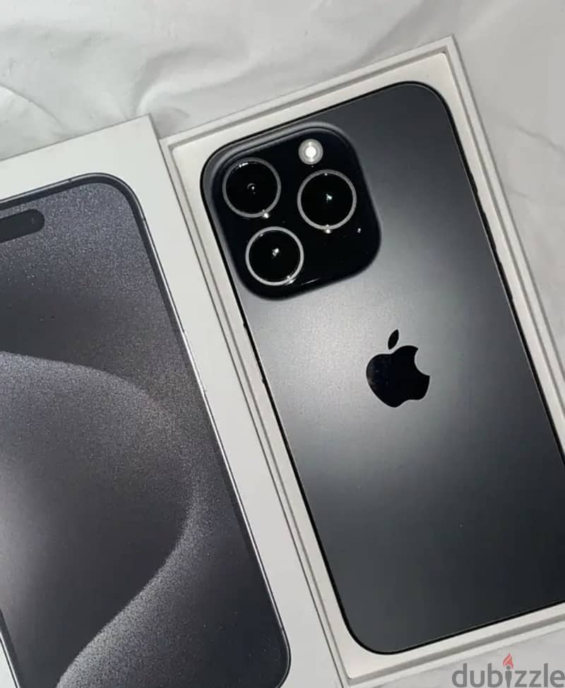 Apple - iPhone 15 Pro Max 1