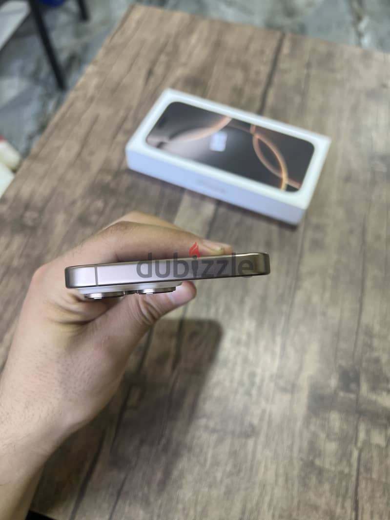 Apple - iPhone 16 Pro Max 7