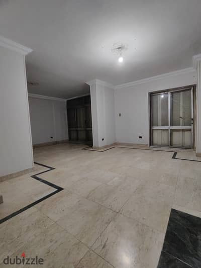 شقة مميزة للبيع في عماير النصر – شارع 9 - سكني او مكتب