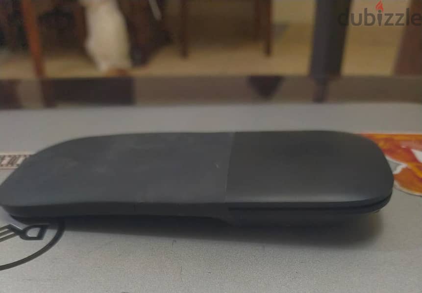 Microsoft Surface Arc Mouse 1