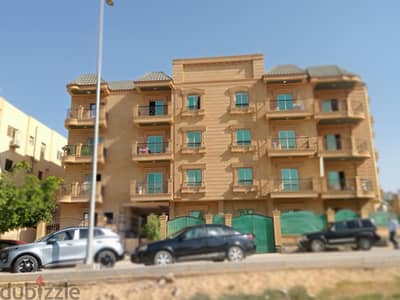 شقه نادره في افضل مواقع بيت الوطن الجولف سيتي العبور